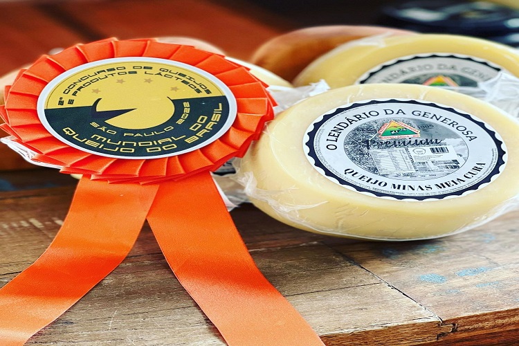 Laticínio Fazenda Generosa conquista mais dois prêmios com queijo Lendário