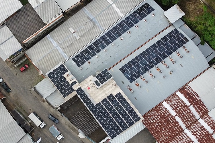 A Evosolar é referência na solução completa em energia solar em Juiz de Fora e região para empresas, residências e áreas rurais